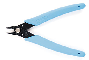 Accessories & Utilities: Clipper with Retainer Accessories & Utilities: Clipper with Retainer